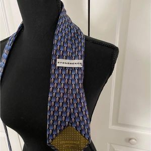Men tie